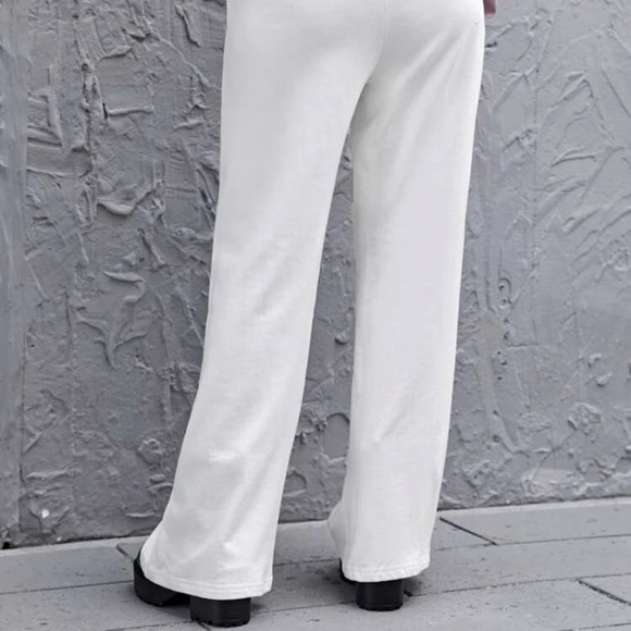 White SHEIN Wide Leg Sweatpants - Picture 3 of 4